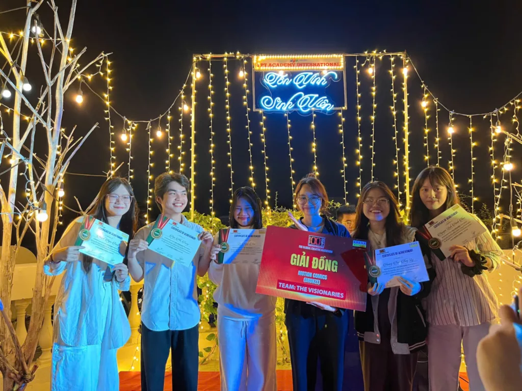 Bắt đầu không cần giỏi, chỉ cần dám bước như Hoàng Trần Thùy Ly 2 Khoảnh khắc nhận giải Đồng cuộc thi 100HRS – Global Creative Marathon năm 2024