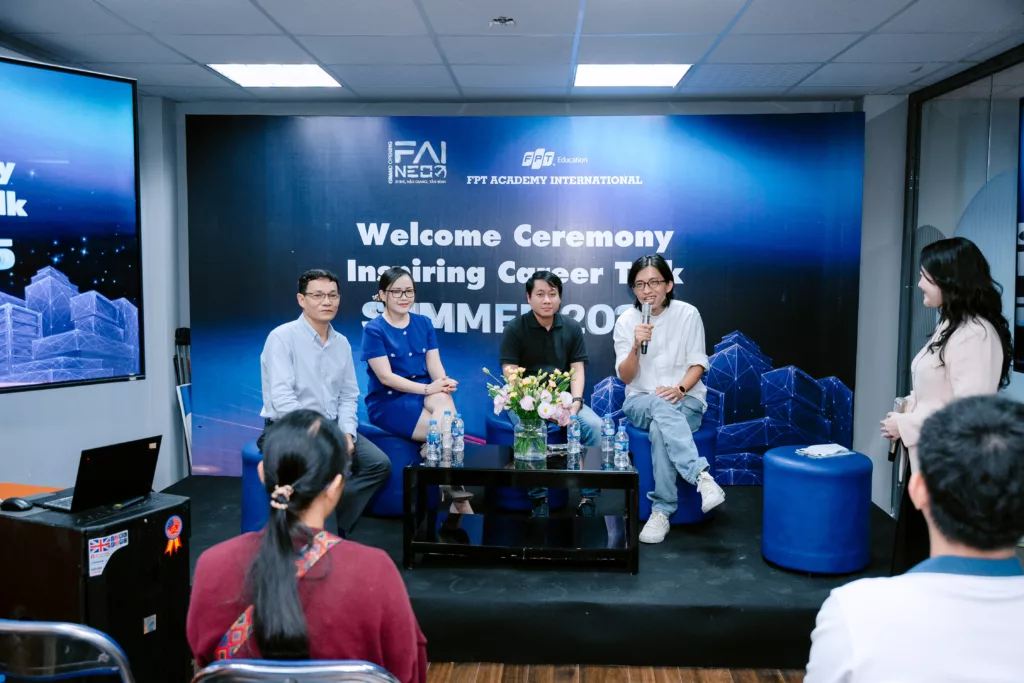 FPT Arena Multimedia khai trương cơ sở mới tại TP HCM: Kiến tạo dáng hình tương lai ngành sáng tạo 9 Tọa đàm Career talk tại lễ khai giảng chào mừng tân sinh viên tháng 8