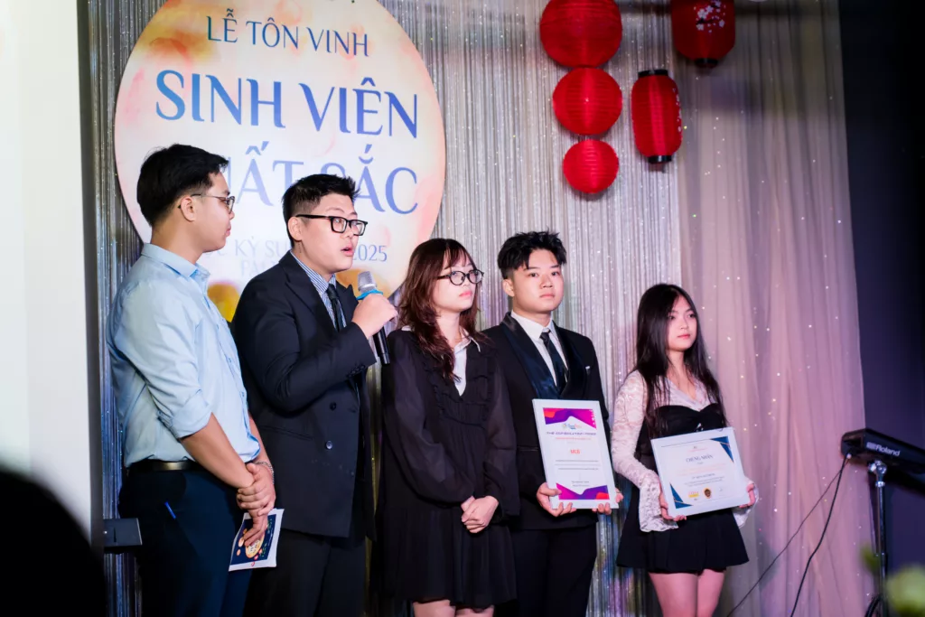 Hanh trinh chinh phuc cu dup giai thuong MLB 3