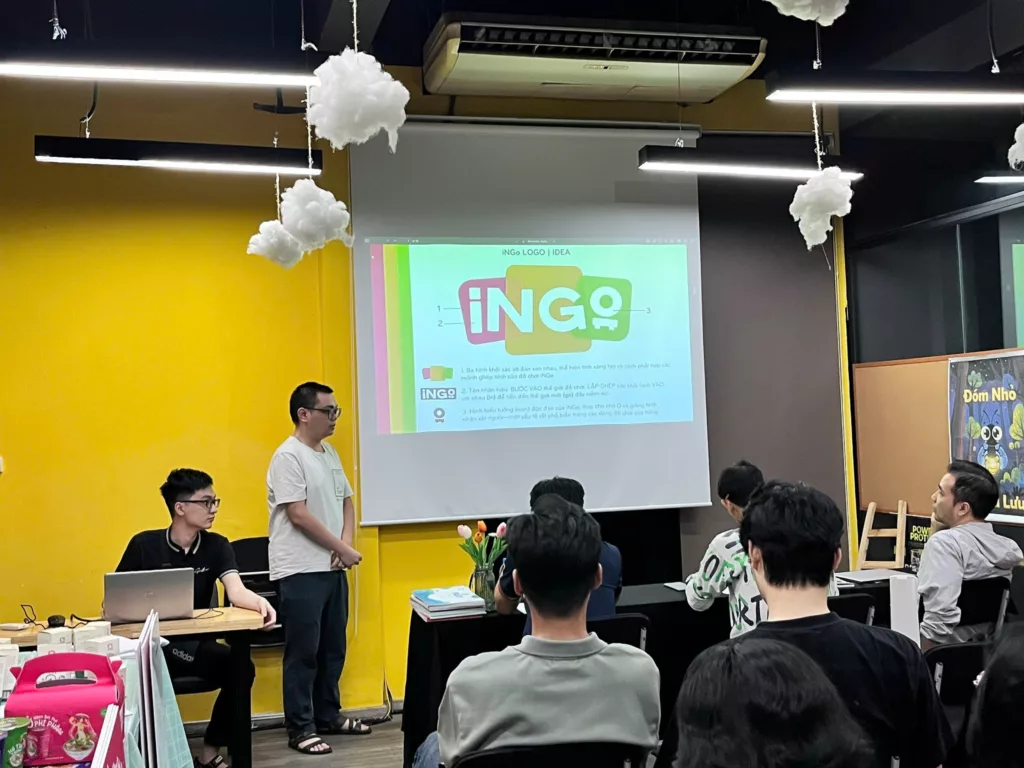 Sinh viên lớp A1.2505E FPT Arena xuất sắc bảo vệ đồ án kỳ I 7 sinh vien lop A1.2505E 7