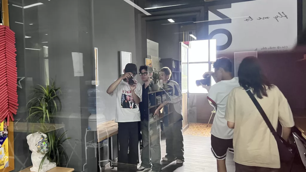 Lớp thực hành chụp ảnh