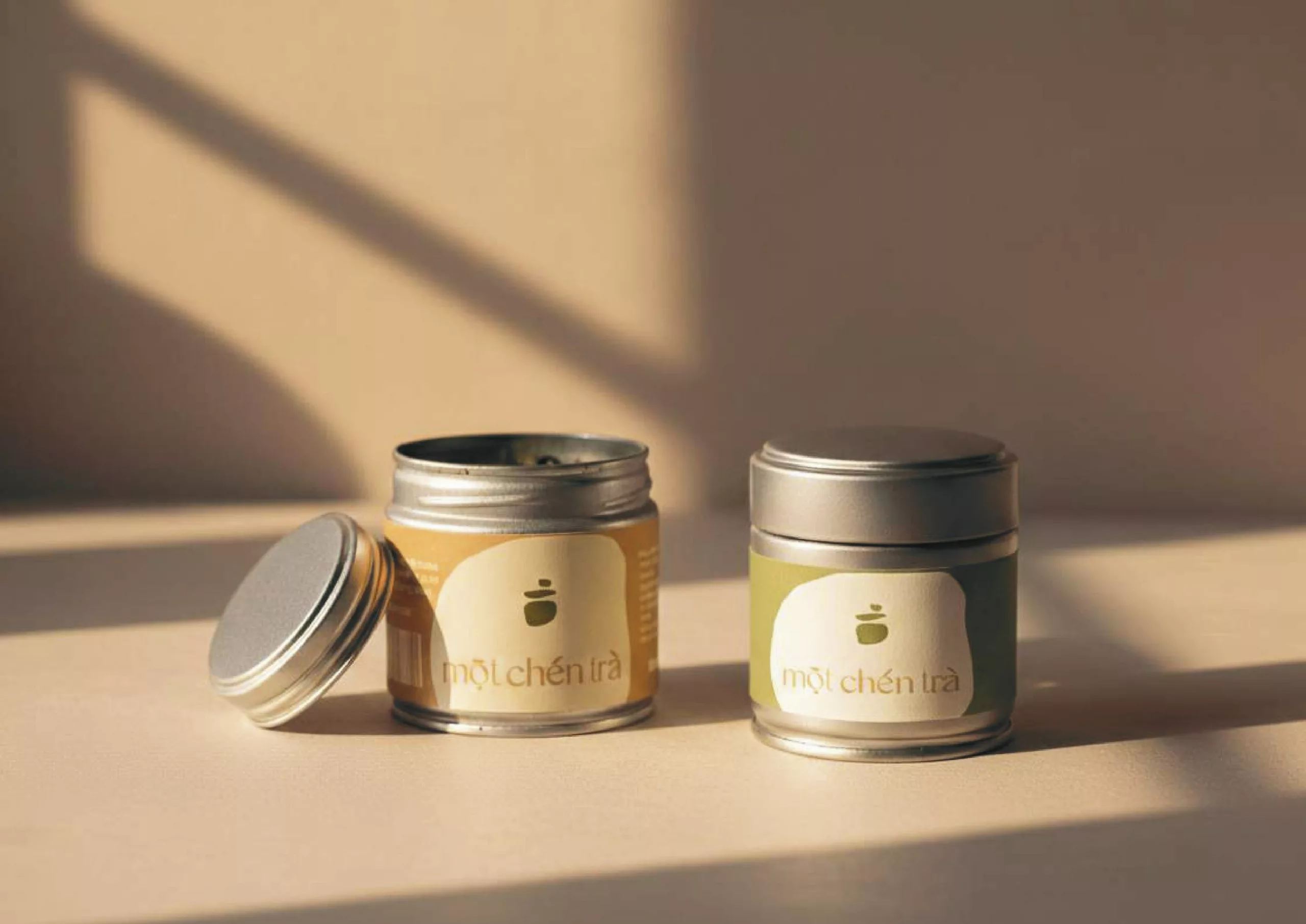 Bộ nhận diện thương hiệu "Một chén trà" - Đồ án Graphic Design sinh viên FPT Arena Multimedia 17 portforlio SEM1 A2508M ─ae├u n├⌐n h├¼nh s║unh 92 scaled