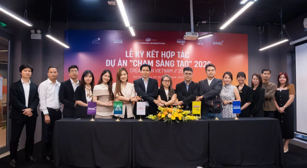 Lễ ký kết dự án