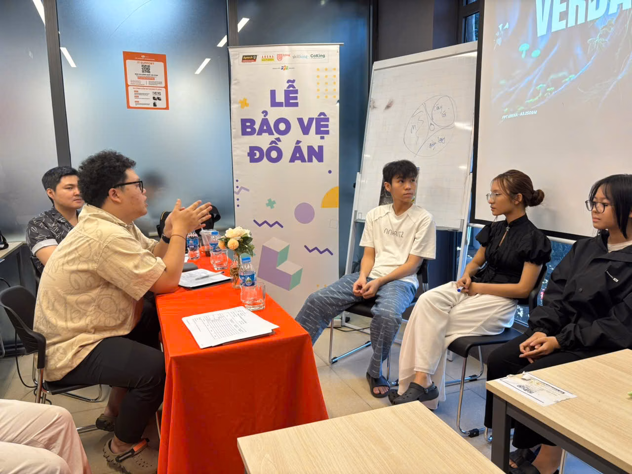 Khi hai thế giới fantasy đối lập cùng tồn tại trong một đồ án 3D của sinh viên FPT Arena Multimedia 5 Giảng viên nhận xét về đồ án